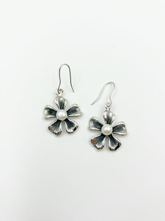 Sterling Silver Daisy Earrings