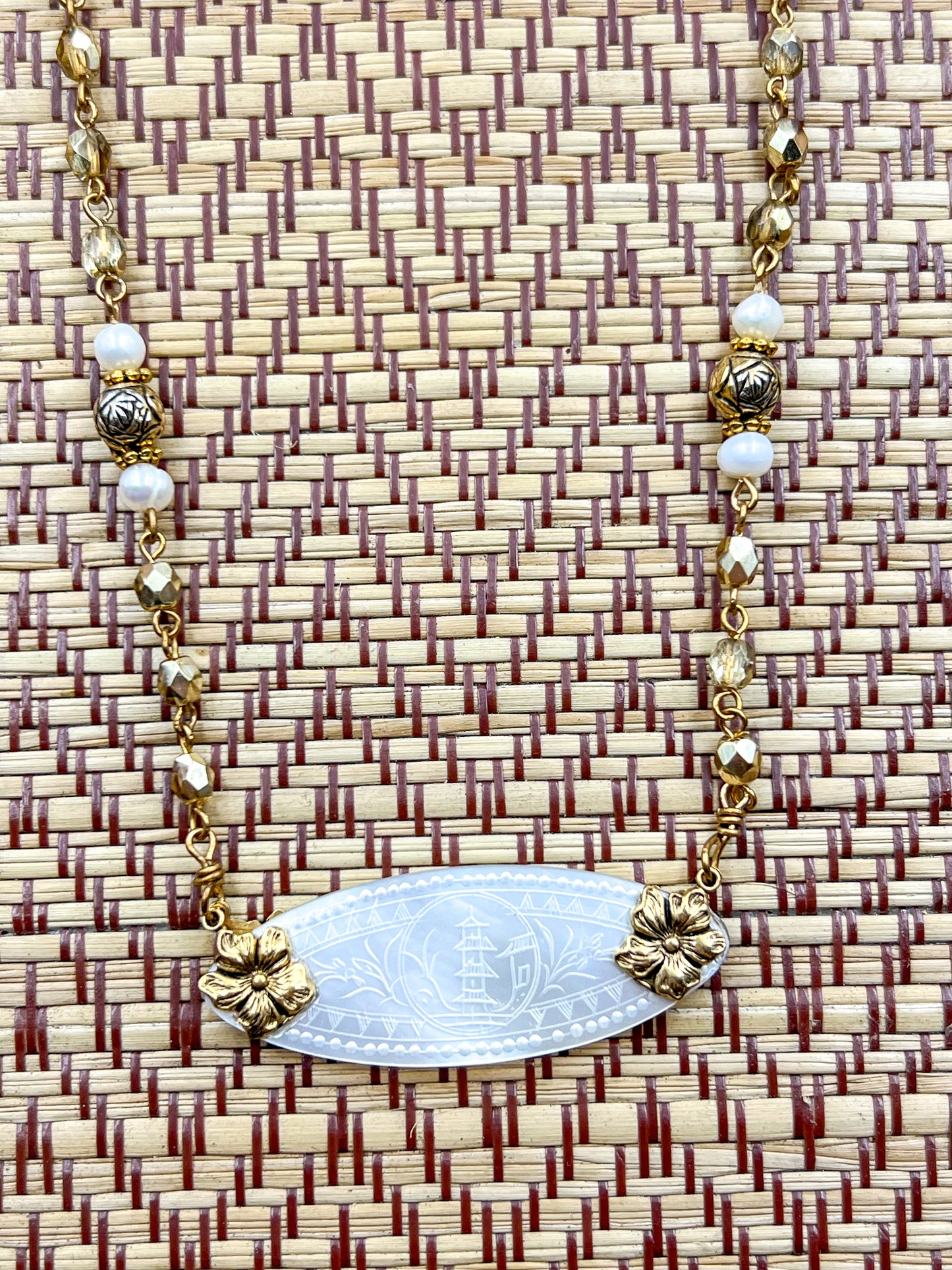 Mother of Pearl Gaming Necklace