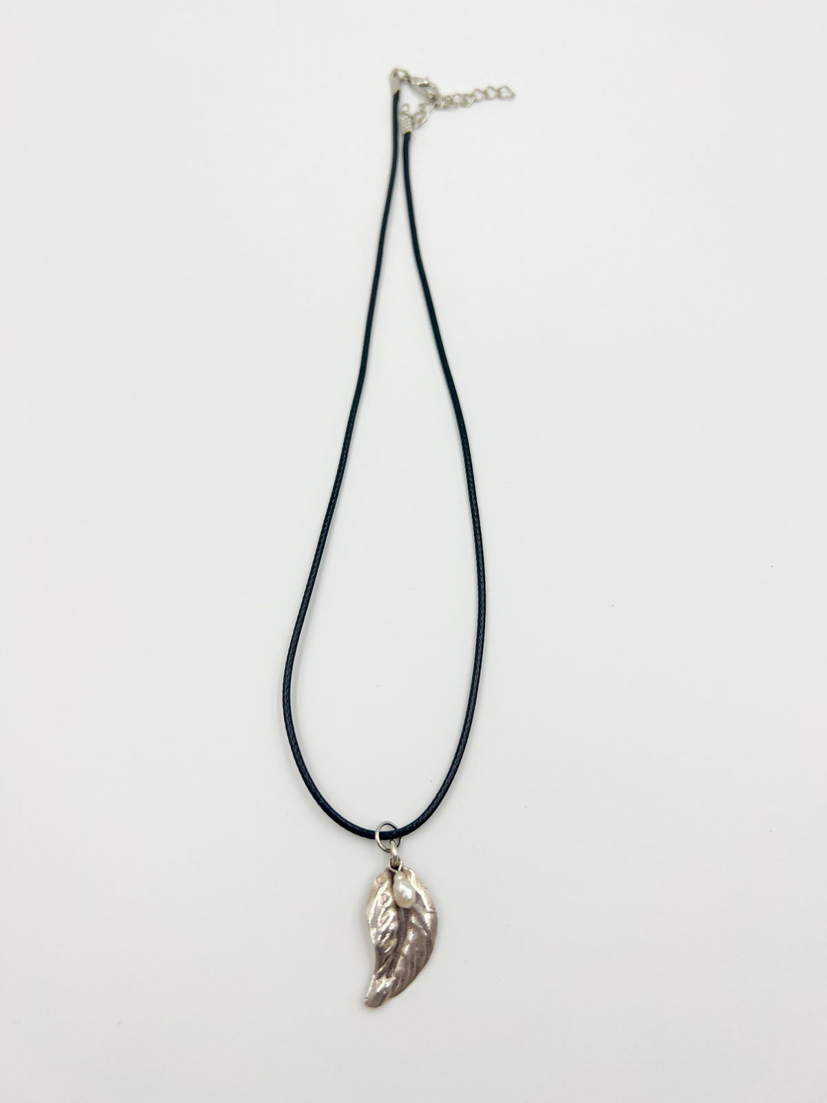 Mini Leaf Necklace