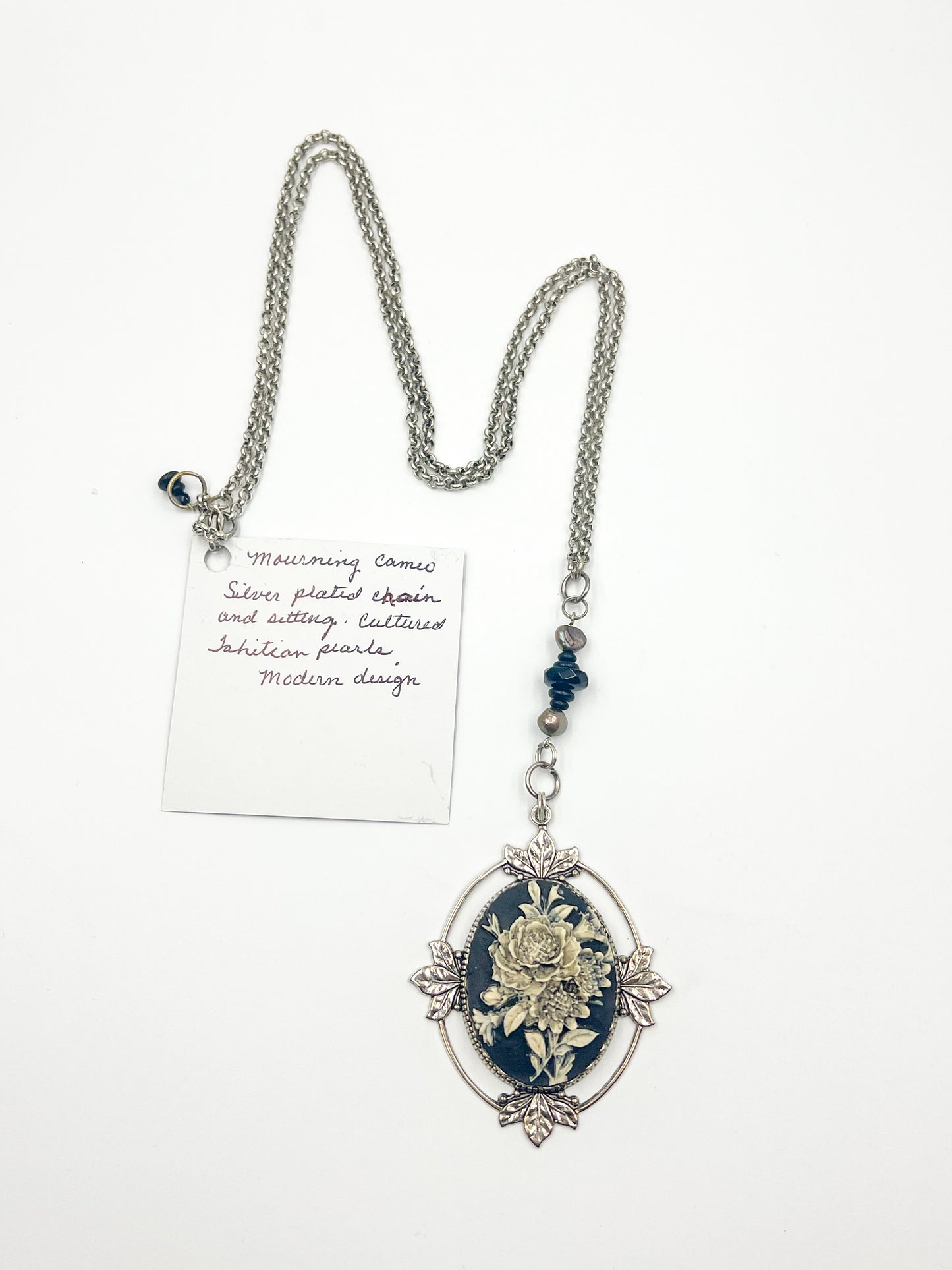 Cameo Flower Necklace