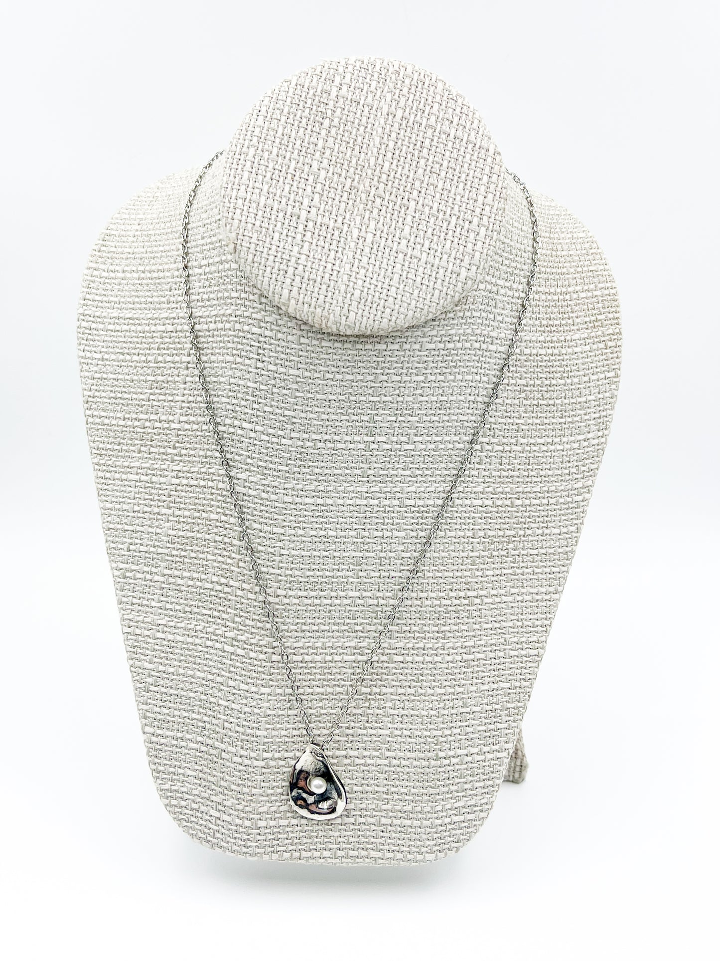 Petite Sterling Silver Oyster Necklace - 18"