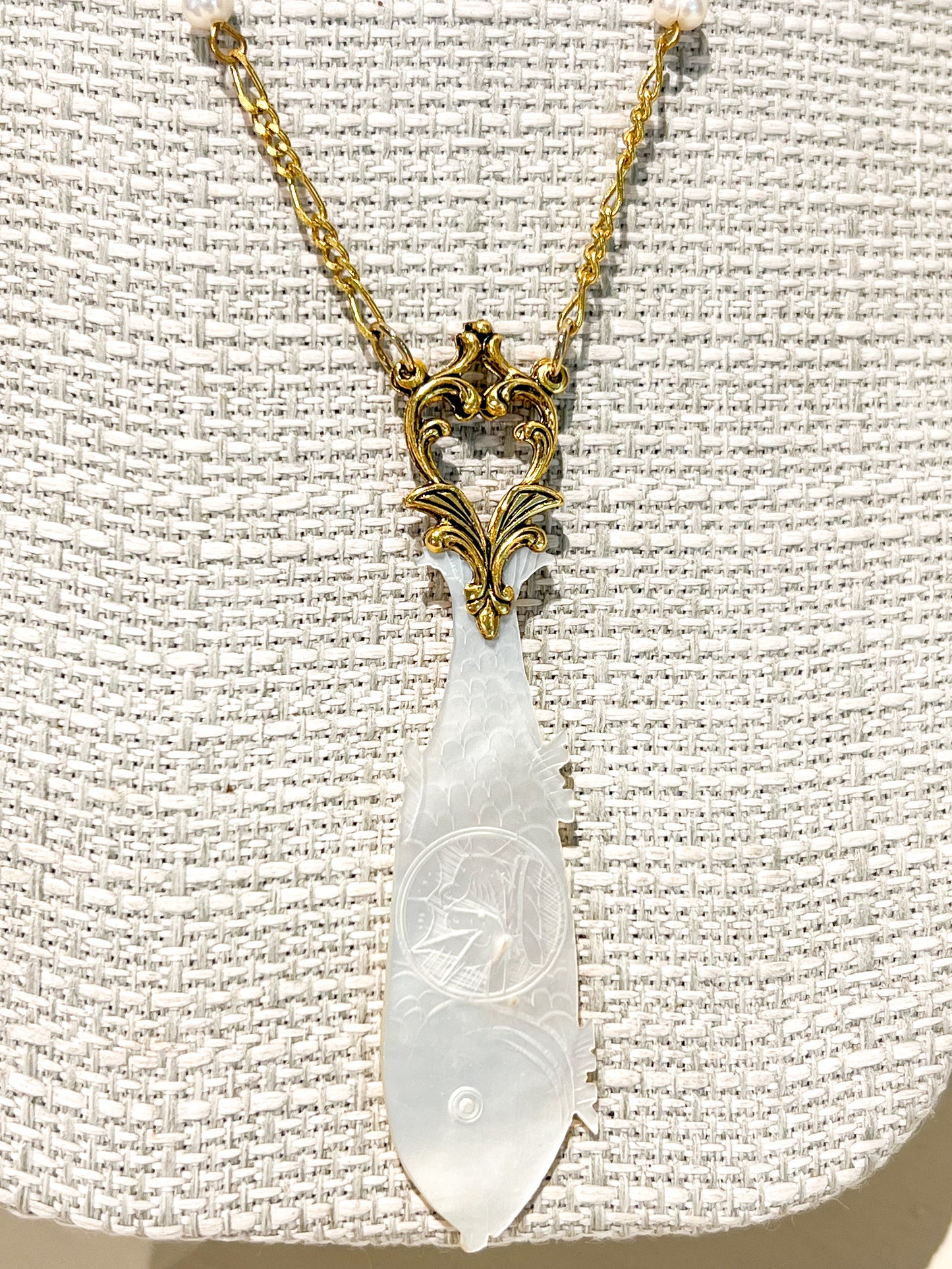Antique Mother of Pearl Necklace - Fish