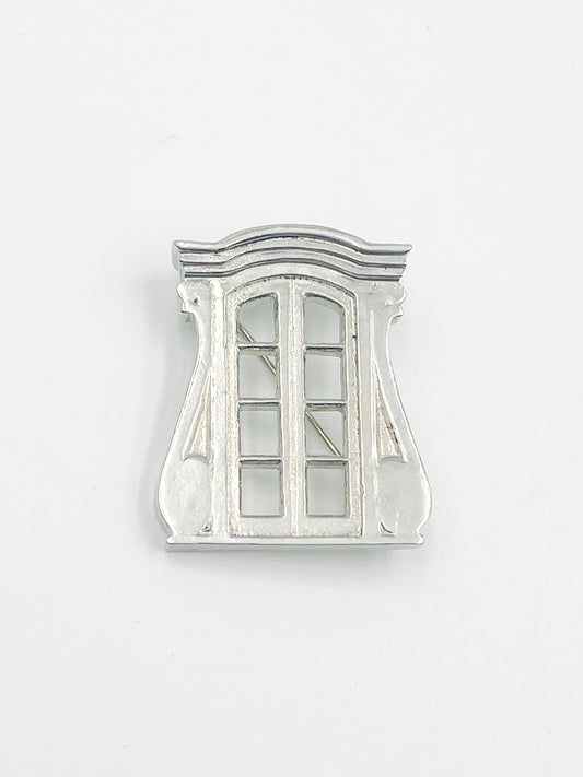 Cabildo Window Pin