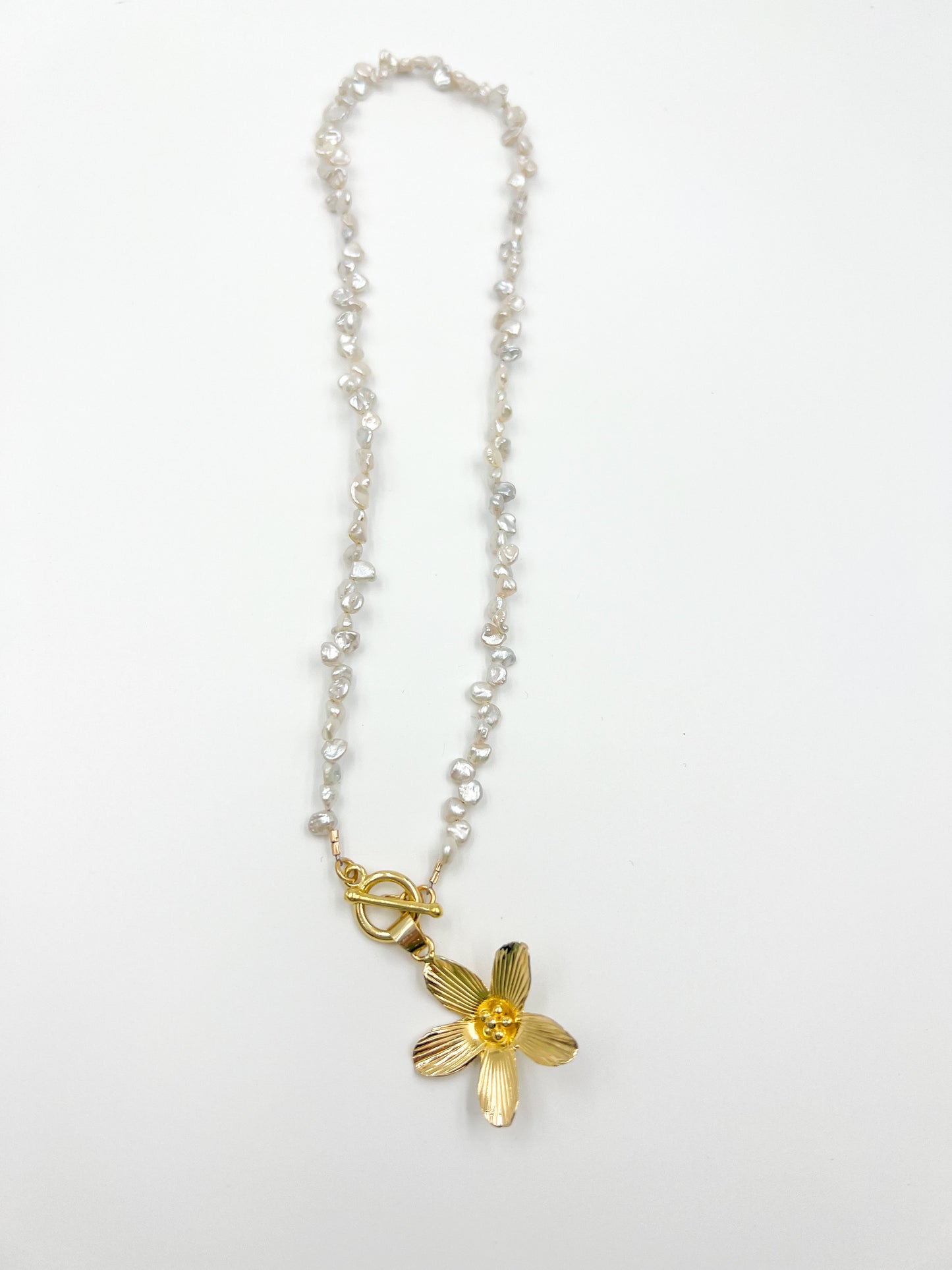 Daisy Toggle Necklace