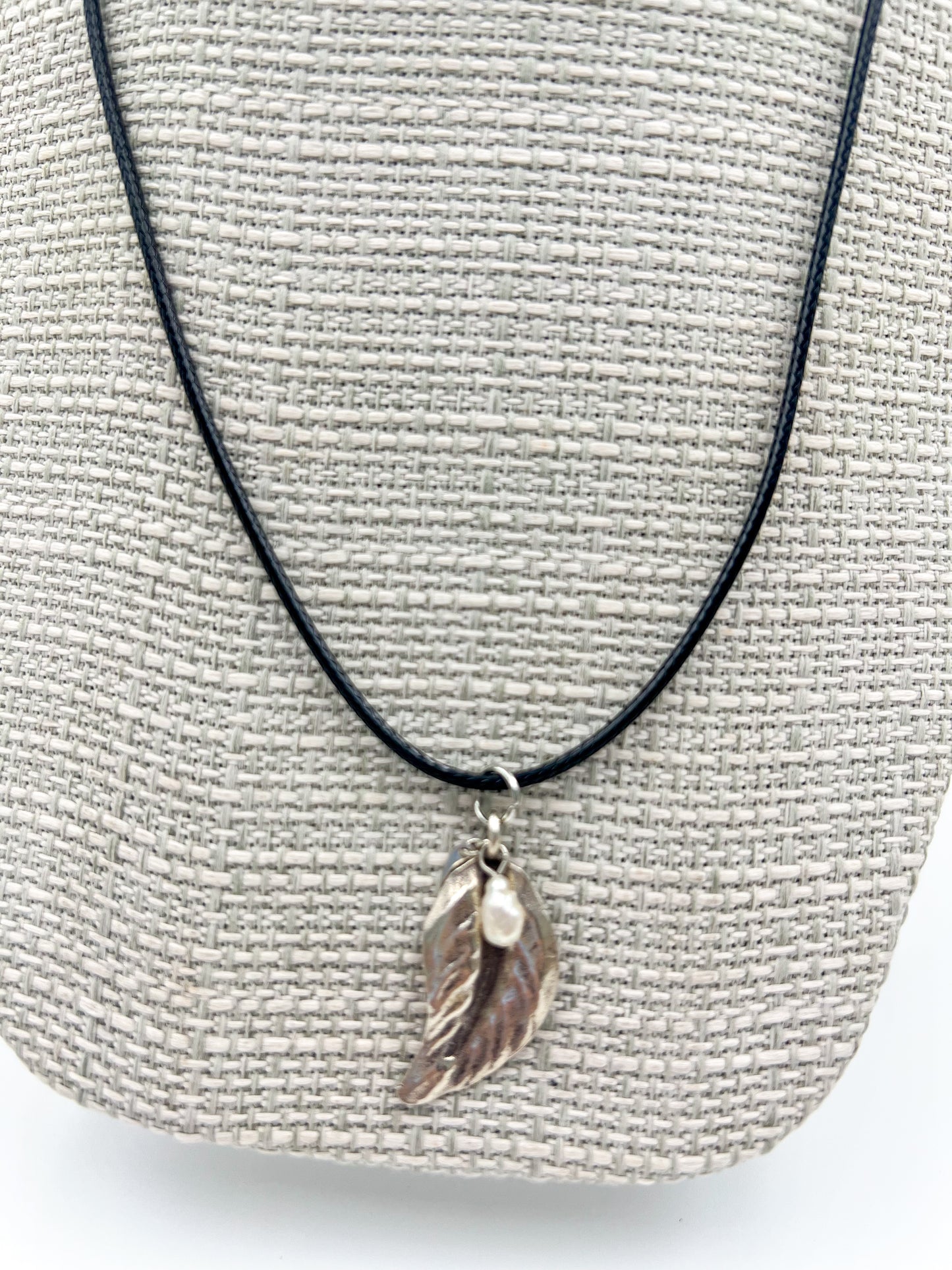Mini Leaf Necklace