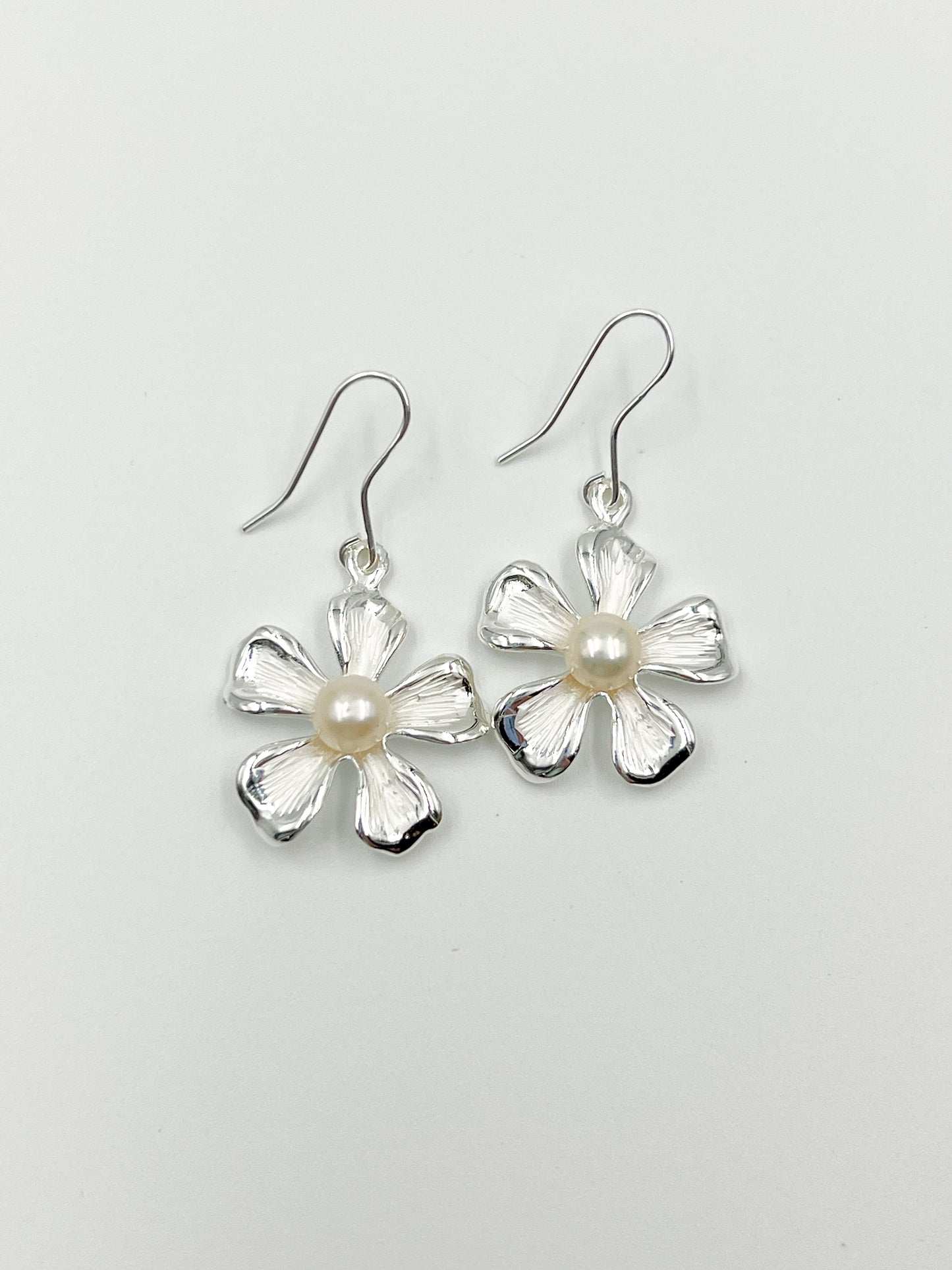 Sterling Silver Daisy Earrings