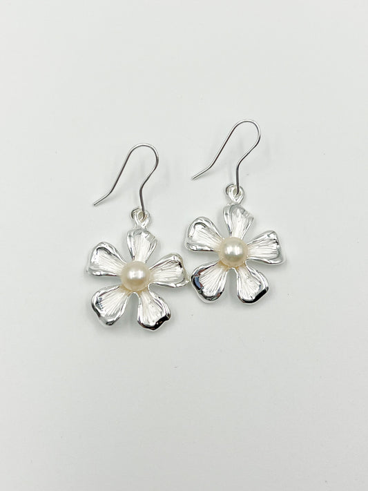 Sterling Silver Daisy Earrings