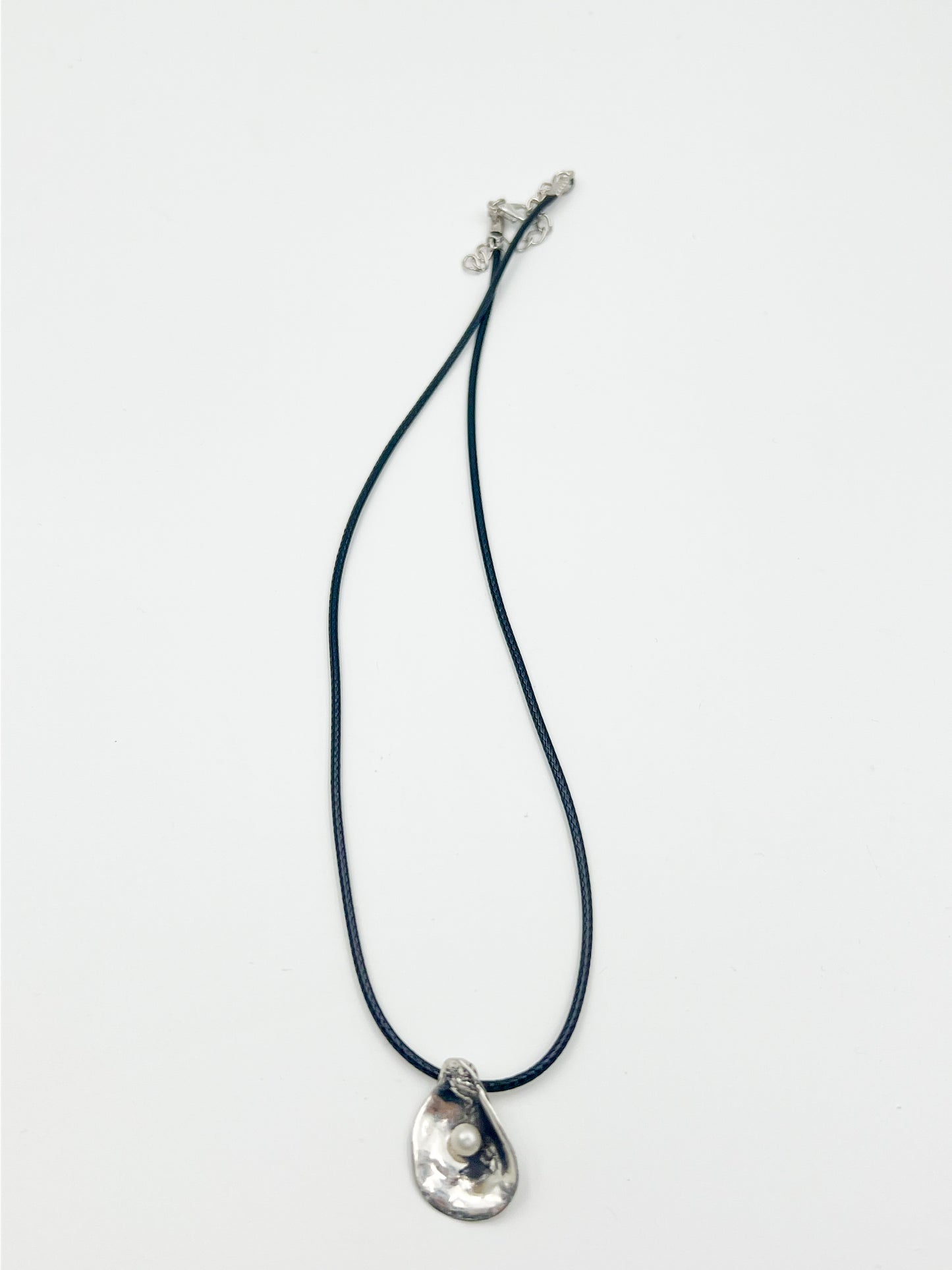 Petite Oyster Necklace