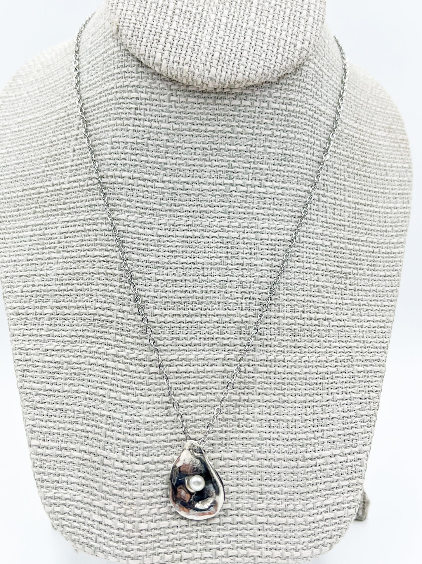 Petite Sterling Silver Oyster Necklace - 18"