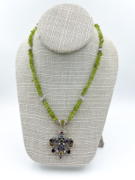 Fleur De Lis Gemstone Necklace (Peridot)