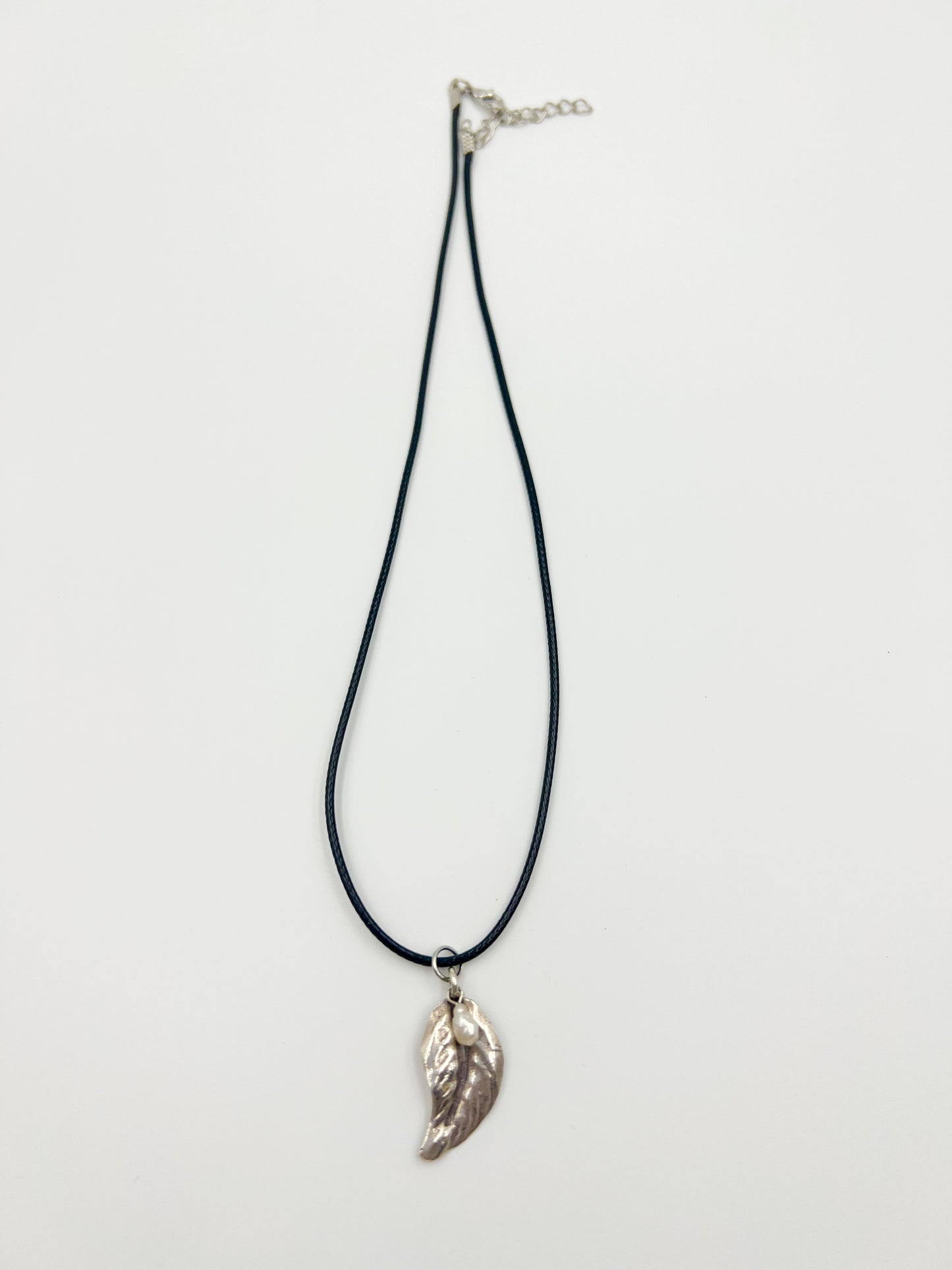 Mini Leaf Necklace