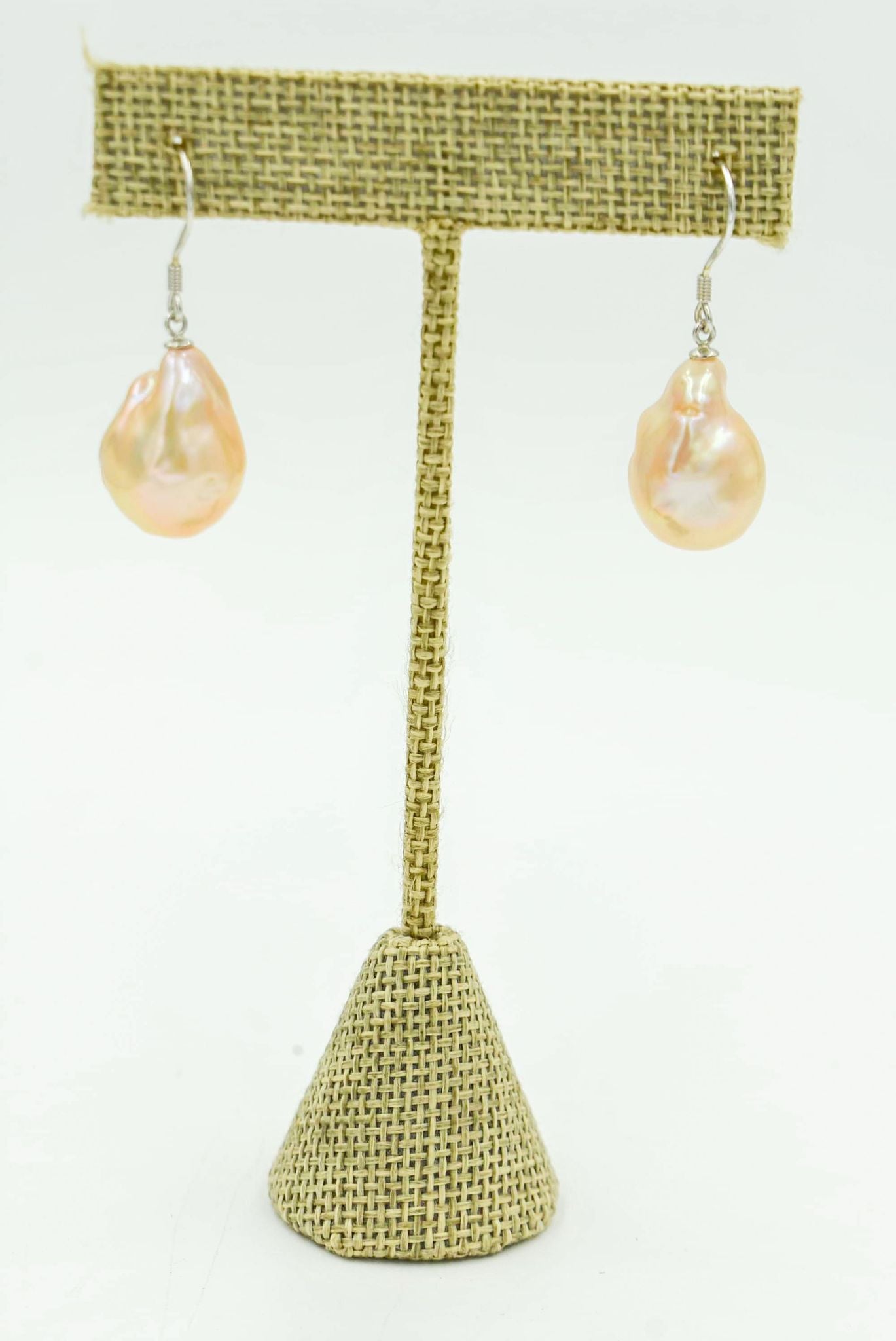 Natural Baroque Pearl Earring