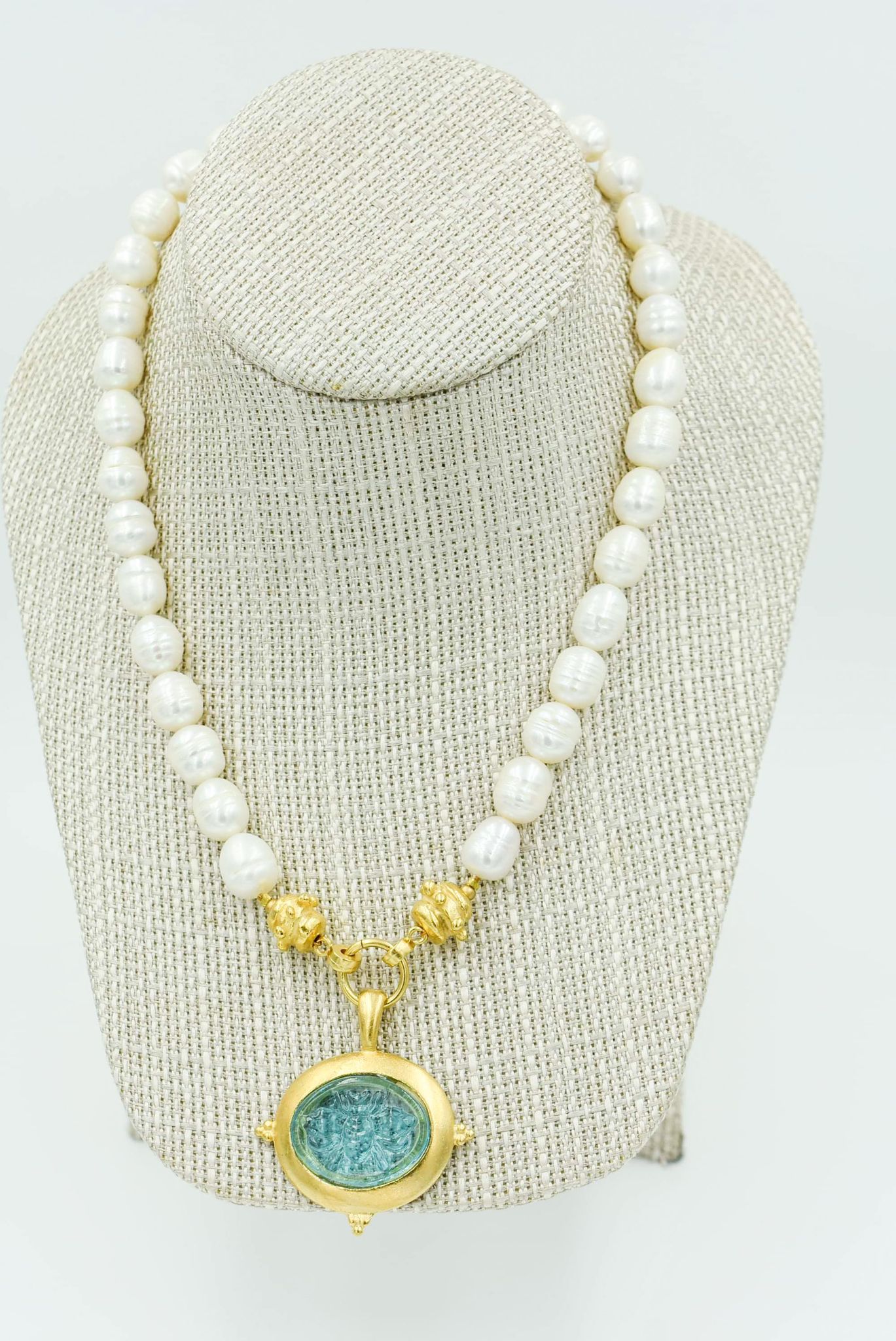 Collar de abeja de cristal veneciano color aguamarina