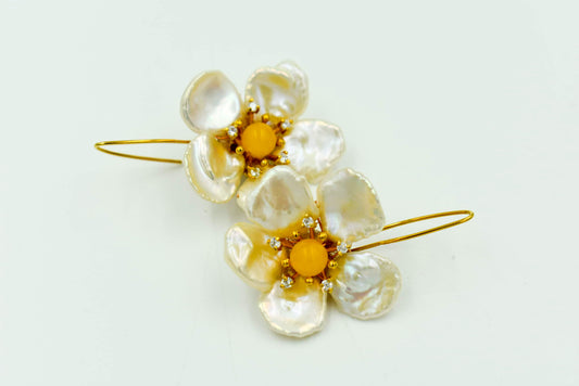 Keshi Pearl Flower Earring