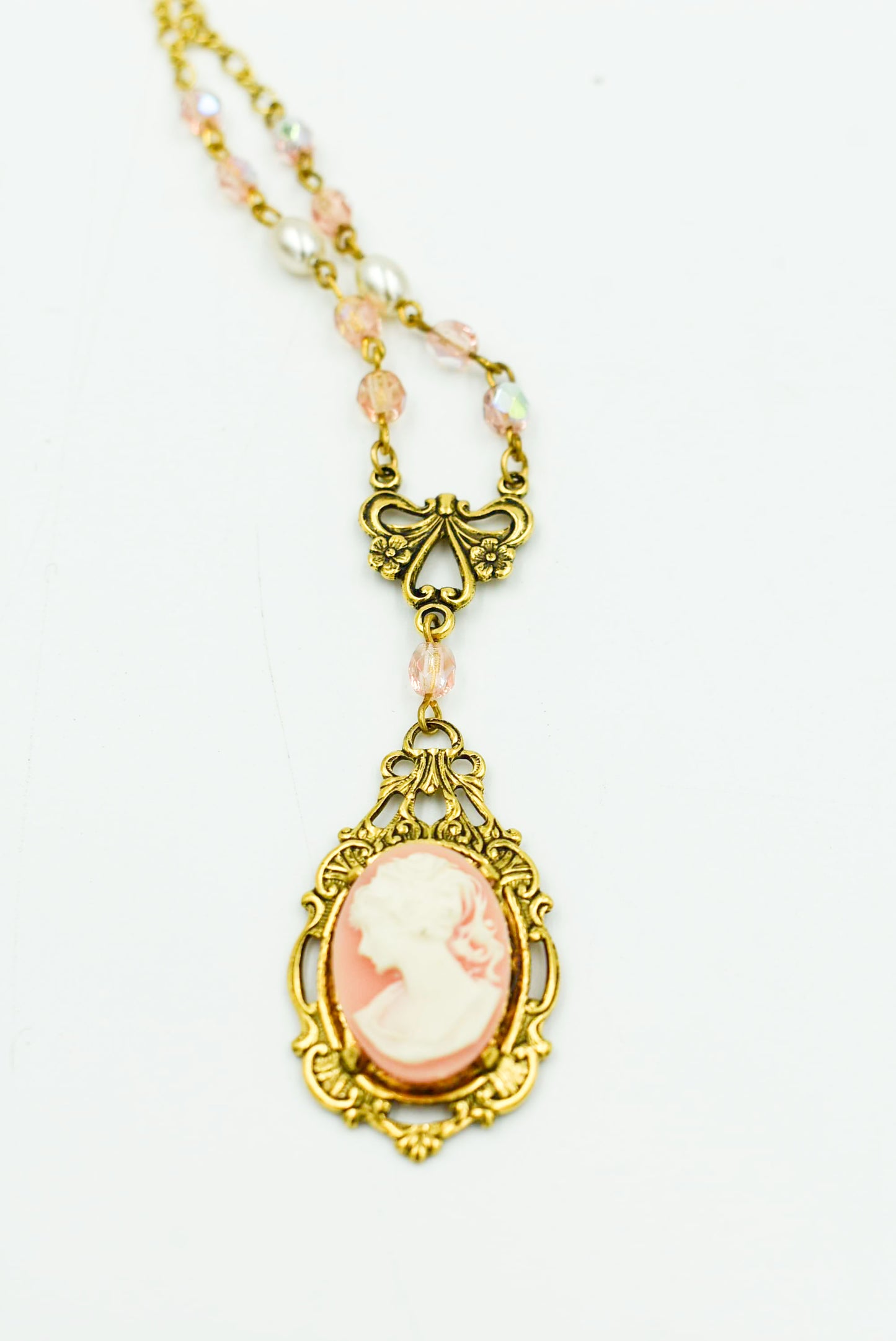 Victorian Cameo Necklace - Pink & Gold